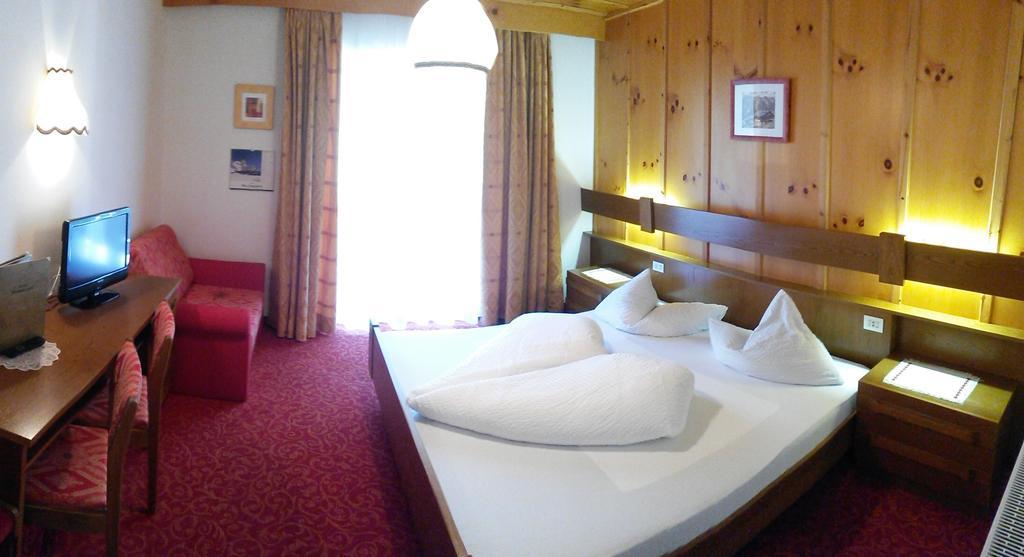 Hotel Alpenblick Pfelders Phòng bức ảnh