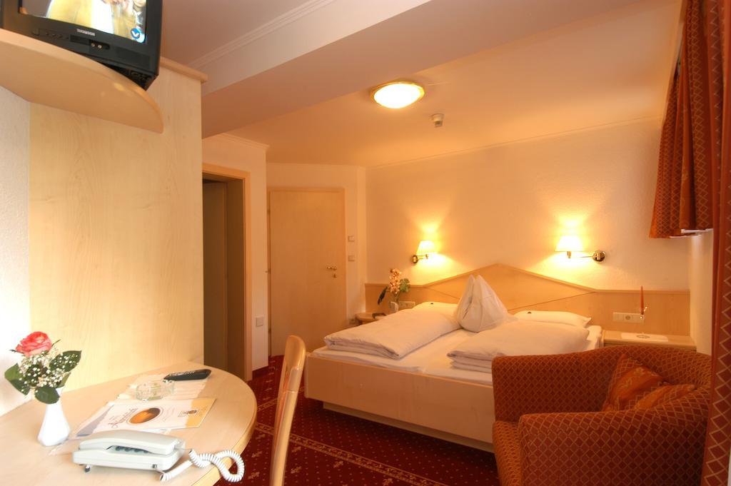 Hotel Alpenblick Pfelders Phòng bức ảnh