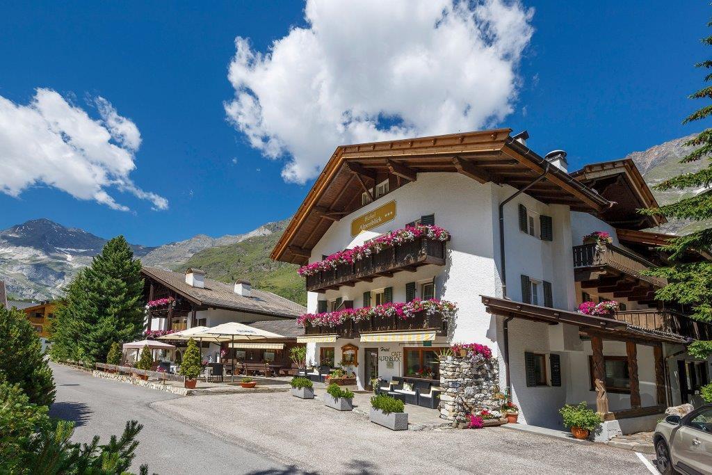 Hotel Alpenblick Pfelders Ngoại thất bức ảnh